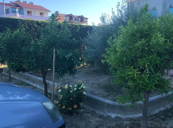 Ξενοδοχείο Blue Sky Golem (Tirana)