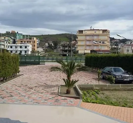 Ξενοδοχείο Blue Sky *