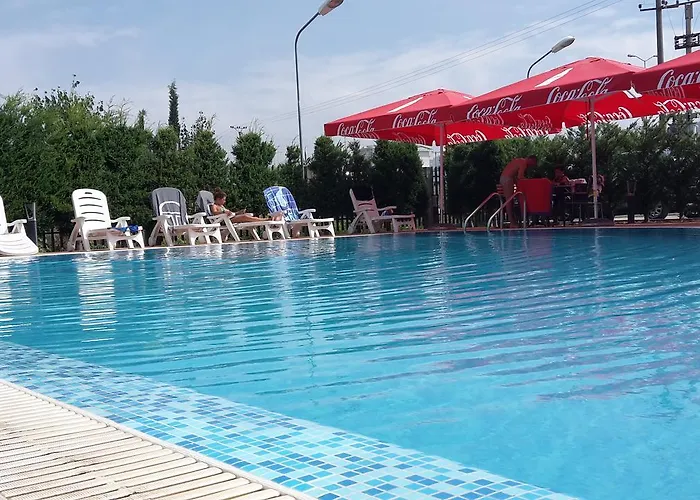 Ξενοδοχείο Blue Sky Golem (Tirana)